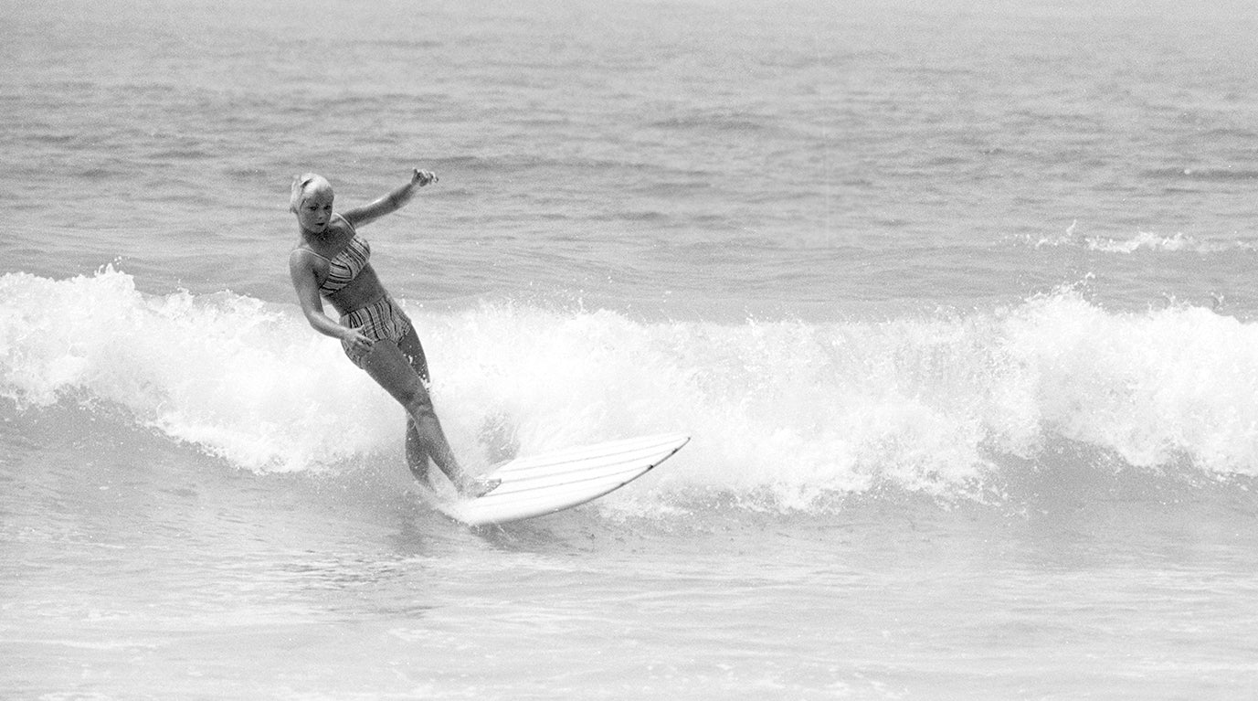 Founding Mothers of Professional Surfing - gestalten