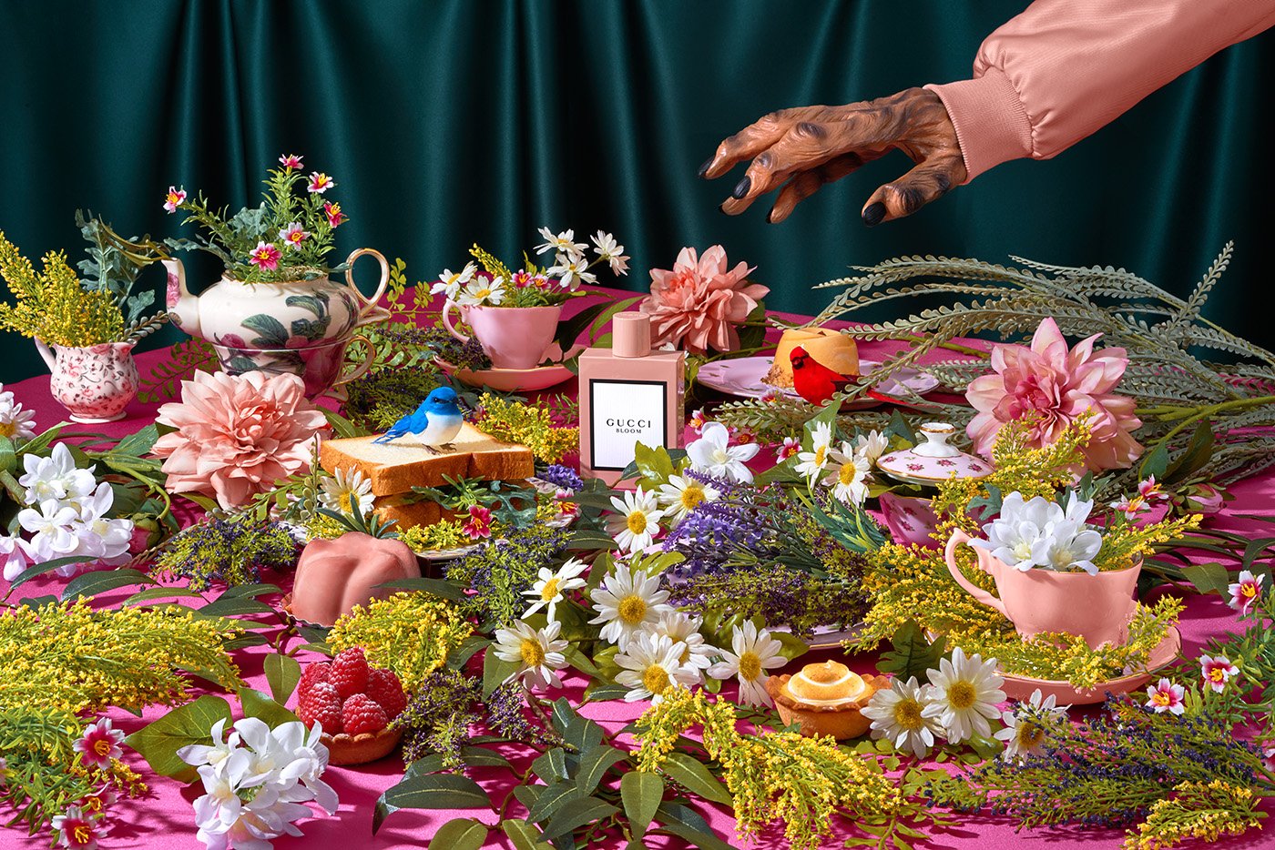 Gucci perfume advertising