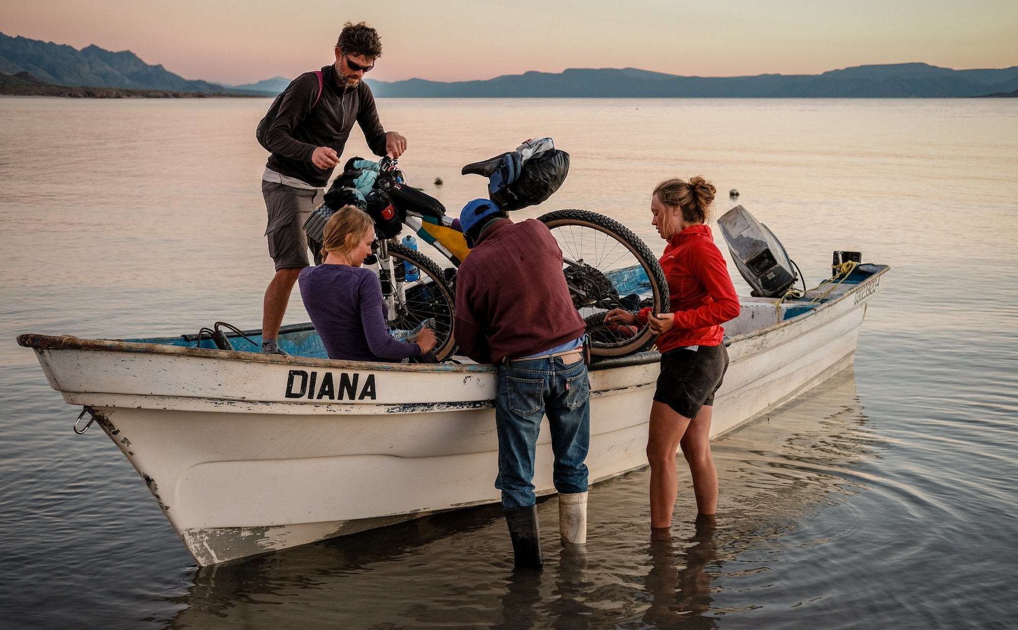 Entdeckt die Route von Baja Divide in Bikepacking von gestalten und Stefan Amato.