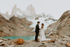 Dieses Paar feiert seinen großen Tag in Patagonien. Endeckt mehr in Lass uns Besser Heiraten! von gestalten