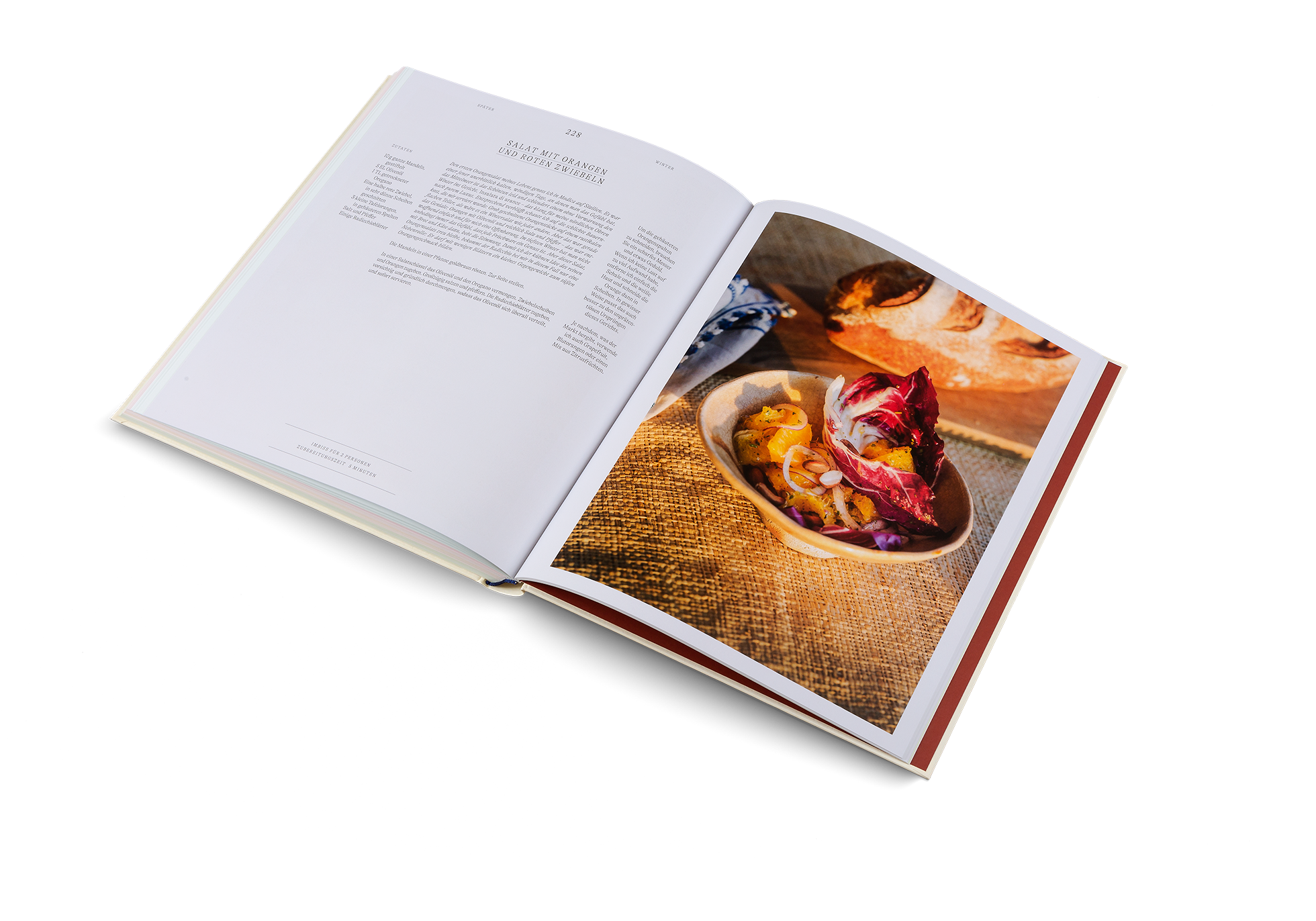 Um die gehäuteten Orangenspalten zu schneiden, brauchen Sie ein scharfes Messer und etwas Geduld. Wenn Pauline Chardin keine Lust auf zu viel Aufwand hat, entfernt Pauline Chardin einfach die Schale und die weiße Haut und schneide die Orange dann in Scheiben. In gewisser Weise passt das auch besser zu den unprätentiösen Ursprüngen dieses Gerichts.