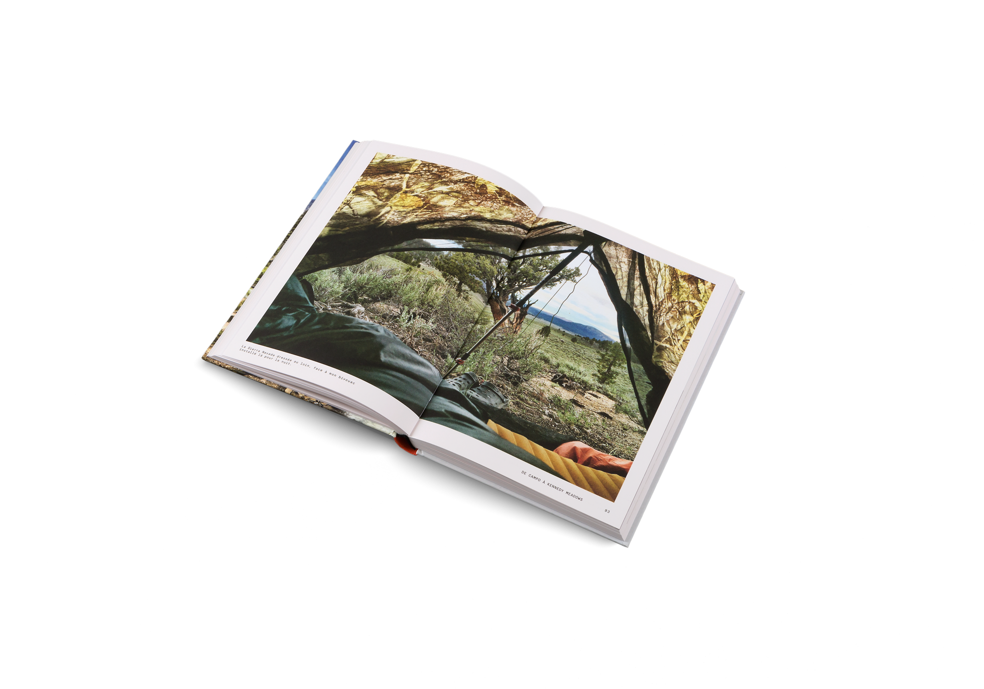 Tim Voors dans sa tente En Solitaire