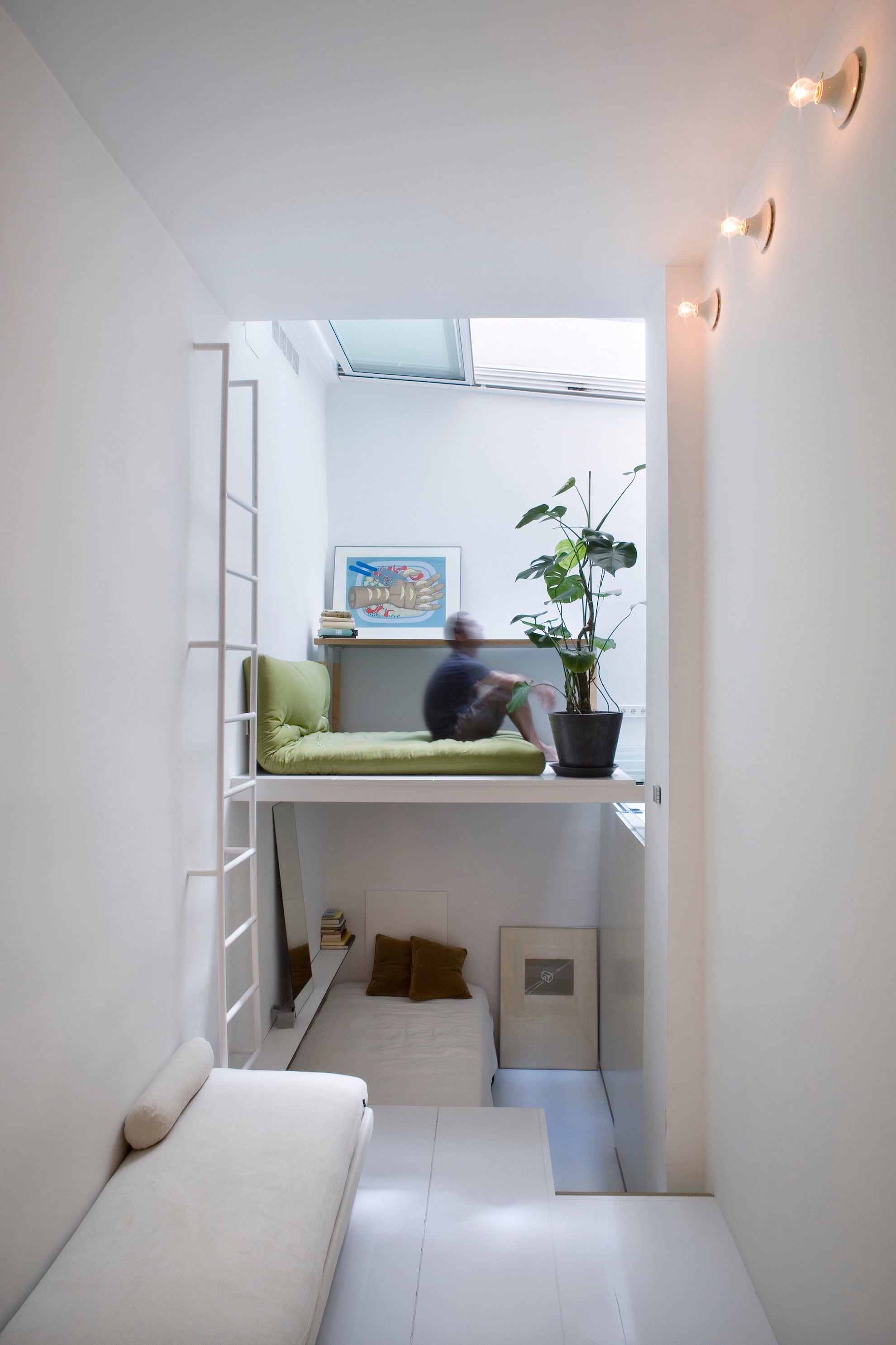 Petite Places gestalten book inspiration tiny home minimalism interior