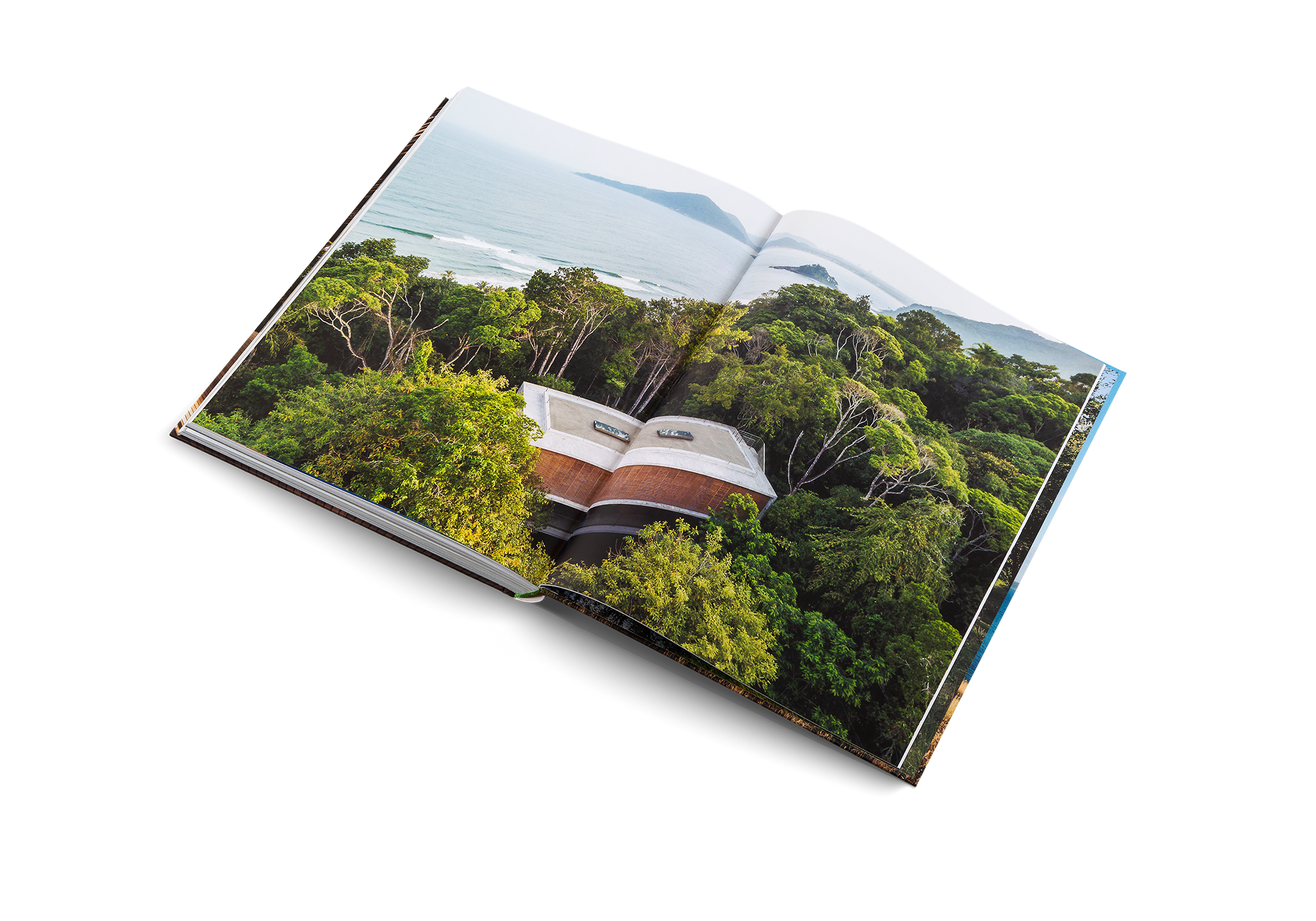 Situated in the Atlantic Forest in the state of São Paulo, Casa Azul by Studio MK27 also lies within the environmental preservation area of Serra do Guararu. Any development in such a vulnerable location has its challenges, but Studio MK27 made it their job to impact this wild region as little as possible. The project is featured in Sublime Hideaways by gestalten.