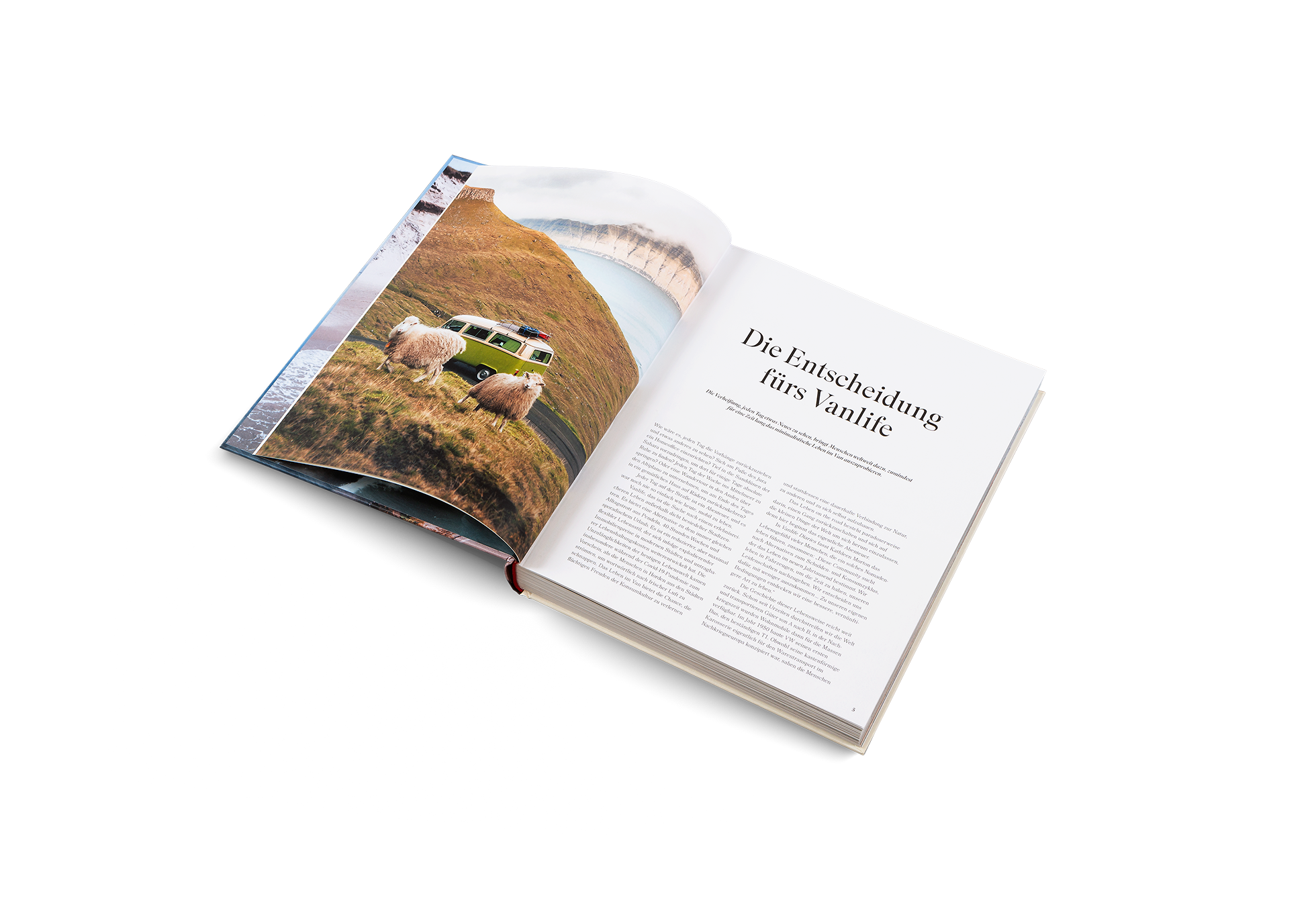 Die Verheißung, jeden Tag etwas Neues zu sehen, bringt Menschen weltweit dazu, zumindest für eine Zeit lang das minimalistische Leben im Van auszuprobieren. Das ist die Entscheidung fürs Vanille. Entdeckt mehr in The Getaways, ein Buch von gestalten.
