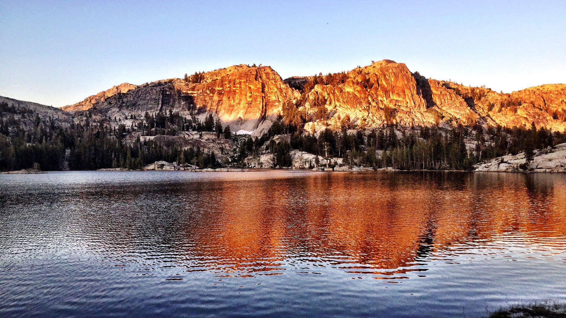 Paysage du Pacific Crest Trail dans En Solitaire