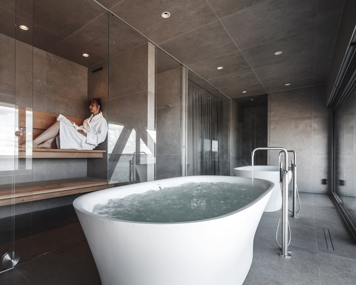Penthouse ist das Spa mit seinen eigenen Badewannen