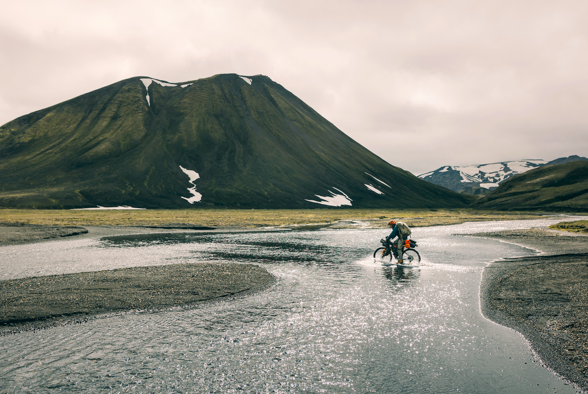 Sur les traces d’un bikepacker original en Islande avec Stefan Amato et son livre L’aventure à vélo.