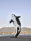 Digital Orca is a sculpture by Douglas Coupland, which you can see in Vancouver and in Art Escapes by gestalten.