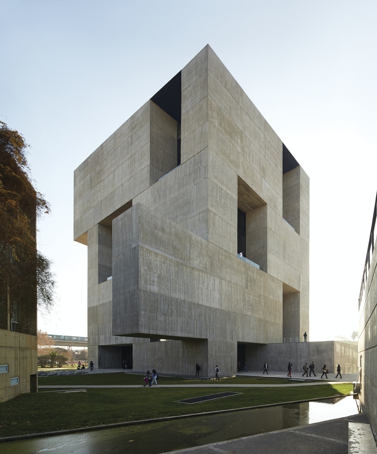 Rectangle En Architecture New Skins: 8 French Museums Rethinking The